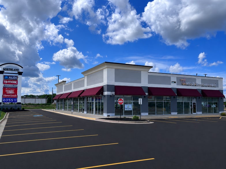 2420 Sycamore rd, Dekalb, IL for lease - Primary Photo - Image 1 of 3