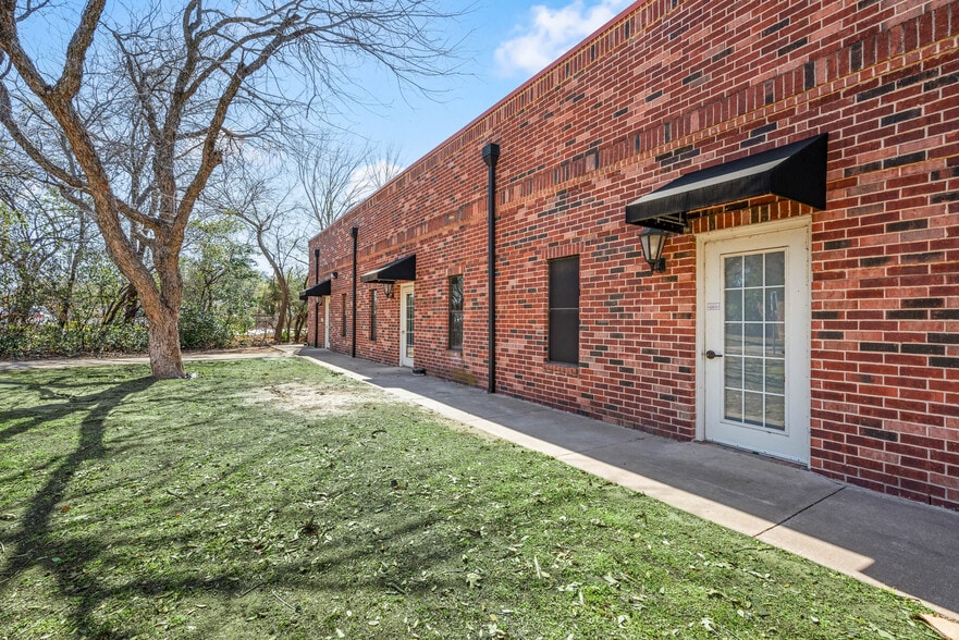 6201 Hwy 26, Colleyville, TX à louer - Photo du bâtiment - Image 3 de 7