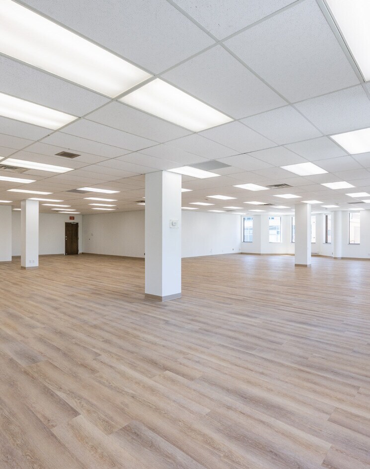 439-443 Spadina Rd, Toronto, ON for lease Interior Photo- Image 1 of 18