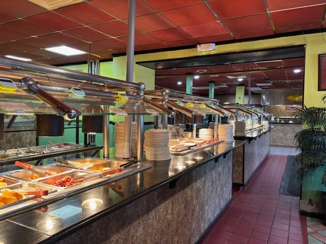 109 Henderson Dr, Jacksonville, NC à vendre - Photo du bâtiment - Image 3 de 21