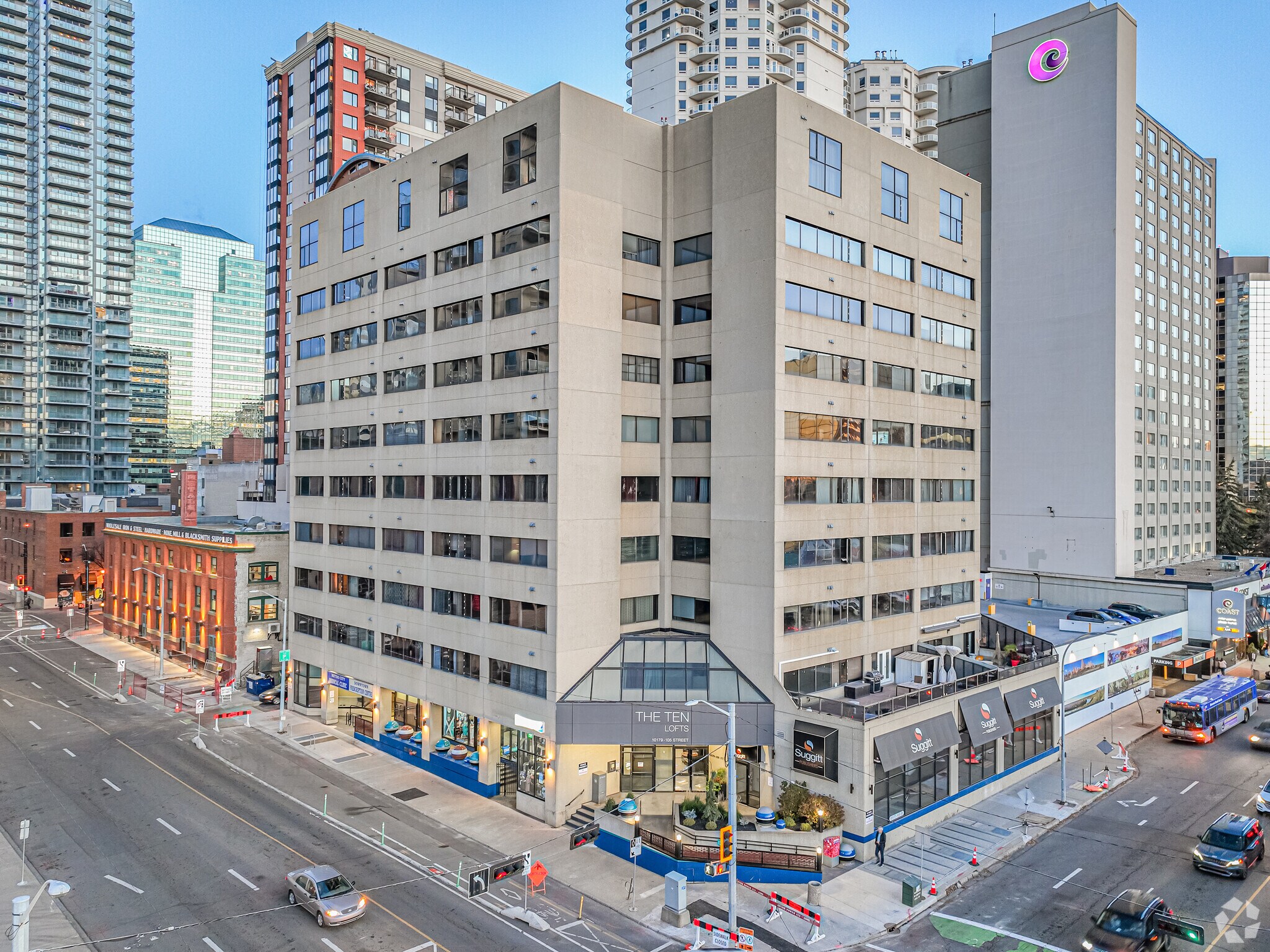 10179 105th St NW, Edmonton, AB à vendre Photo principale- Image 1 de 1