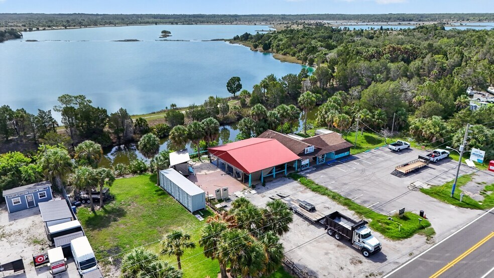 3306 Shoal Line Blvd, Spring Hill, FL à vendre - Photo du bâtiment - Image 2 de 18