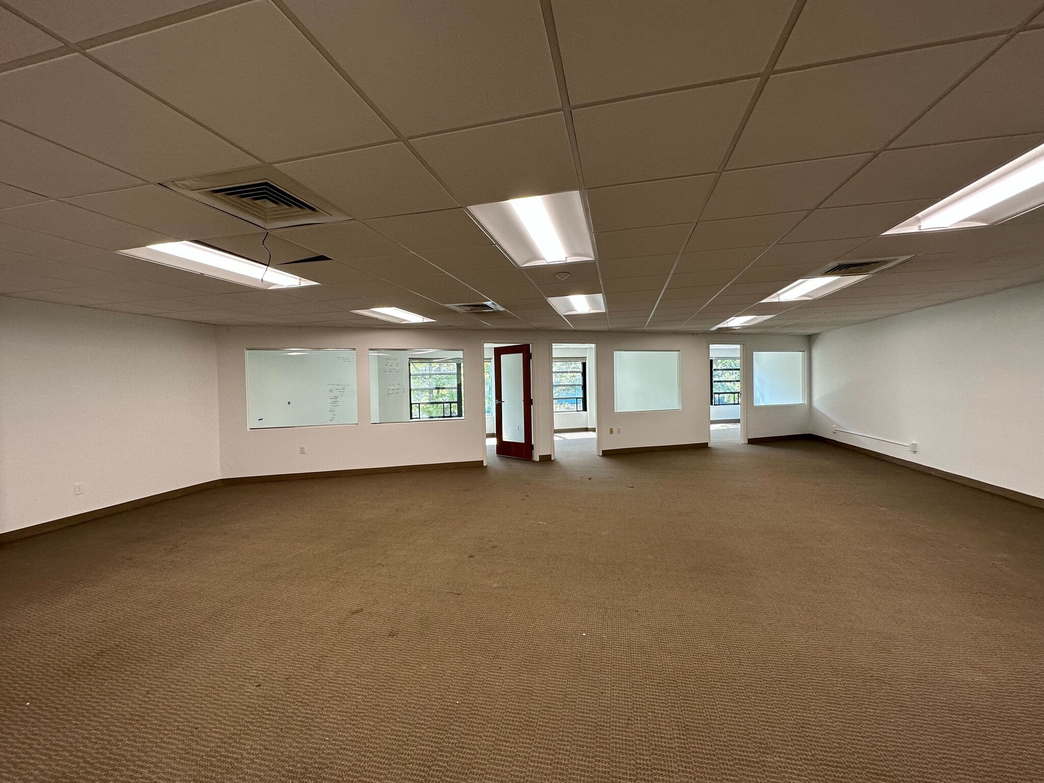1408 N Fillmore St, Arlington, VA for lease Interior Photo- Image 1 of 2