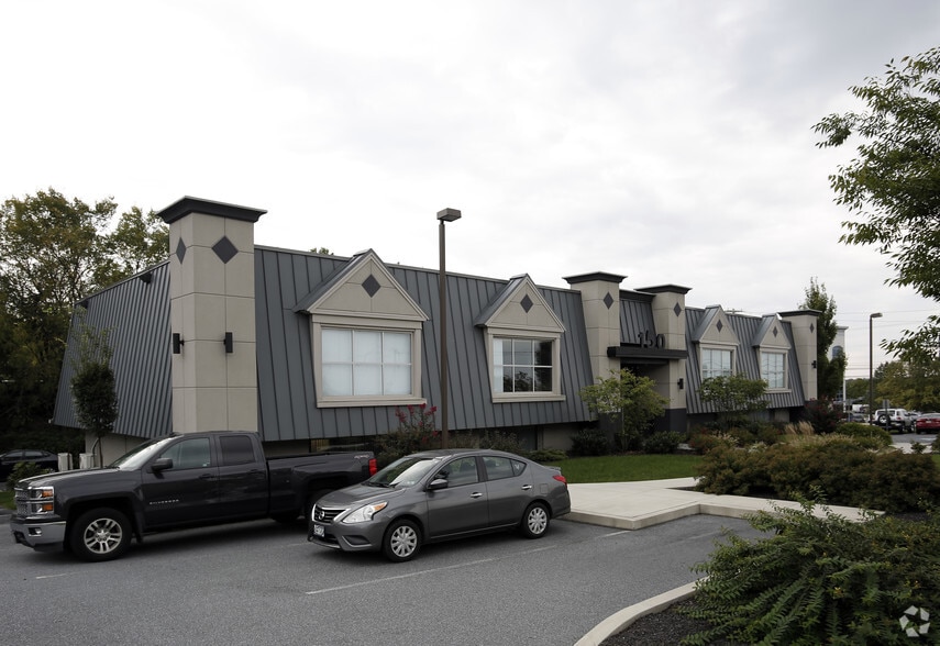 150 Farmington Ln, Lancaster, PA for sale - Primary Photo - Image 1 of 1
