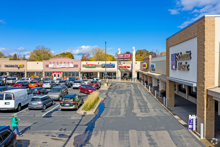 2900-2940 W 66th St, Richfield, MN for lease - Building Photo - Image 2 of 15