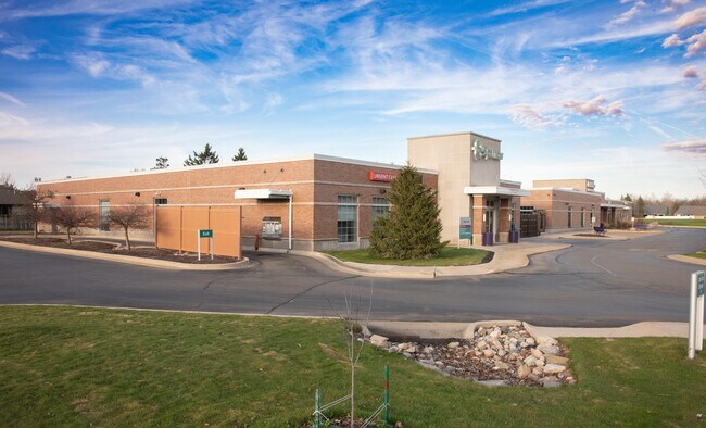 More details for 1035 Charlevoix Dr, Grand Ledge, MI - Office for Sale