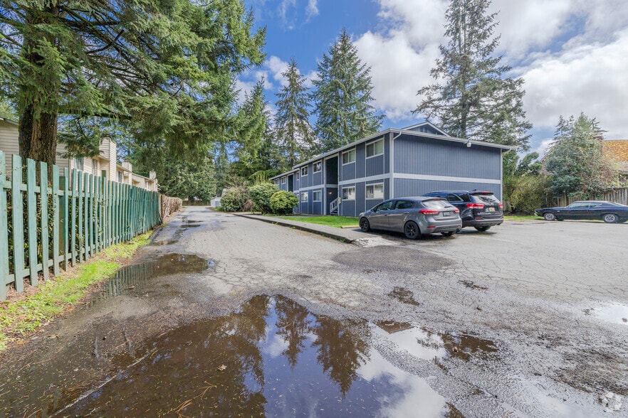 3690 Jackson Ave SE, Port Orchard, WA for sale - Building Photo - Image 3 of 5