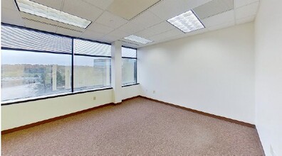 20300 Water Tower Blvd, Brookfield, WI for lease Interior Photo- Image 1 of 6