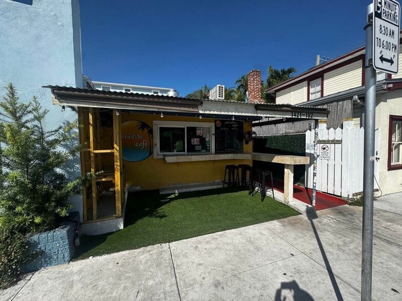 1421 1st St, Key West, FL à vendre - Photo du bâtiment - Image 2 de 2