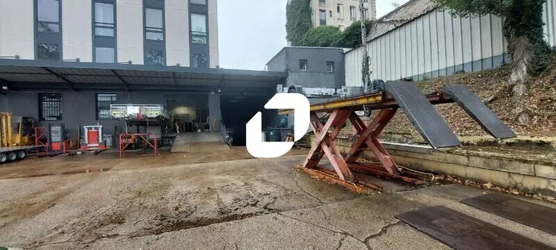 Flex dans Saint-Denis à louer - Photo du bâtiment - Image 2 de 13