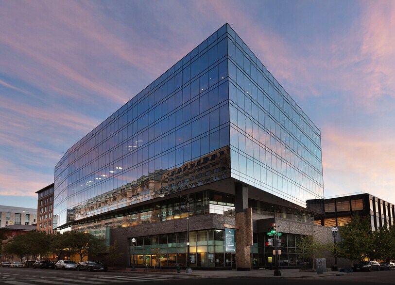 733 10th St NW, Washington, DC à louer - Photo du bâtiment - Image 3 de 21