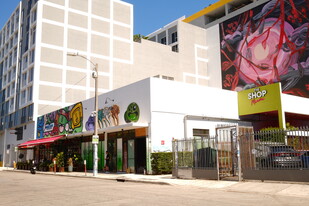 100 Wynwood - Services immobiliers commerciaux