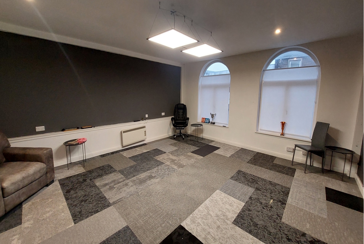 136-138 High St, Dundee for lease Interior Photo- Image 1 of 2