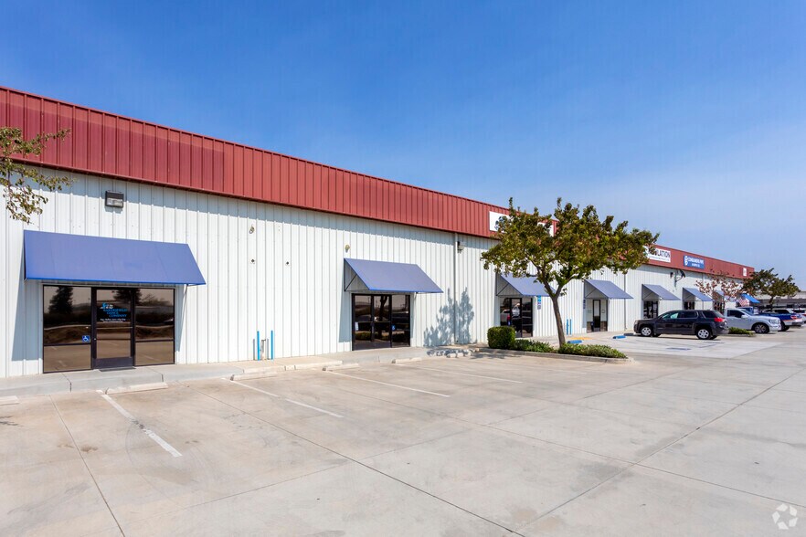 3980 Saco Rd, Bakersfield, CA à louer - Photo du bâtiment - Image 2 de 10