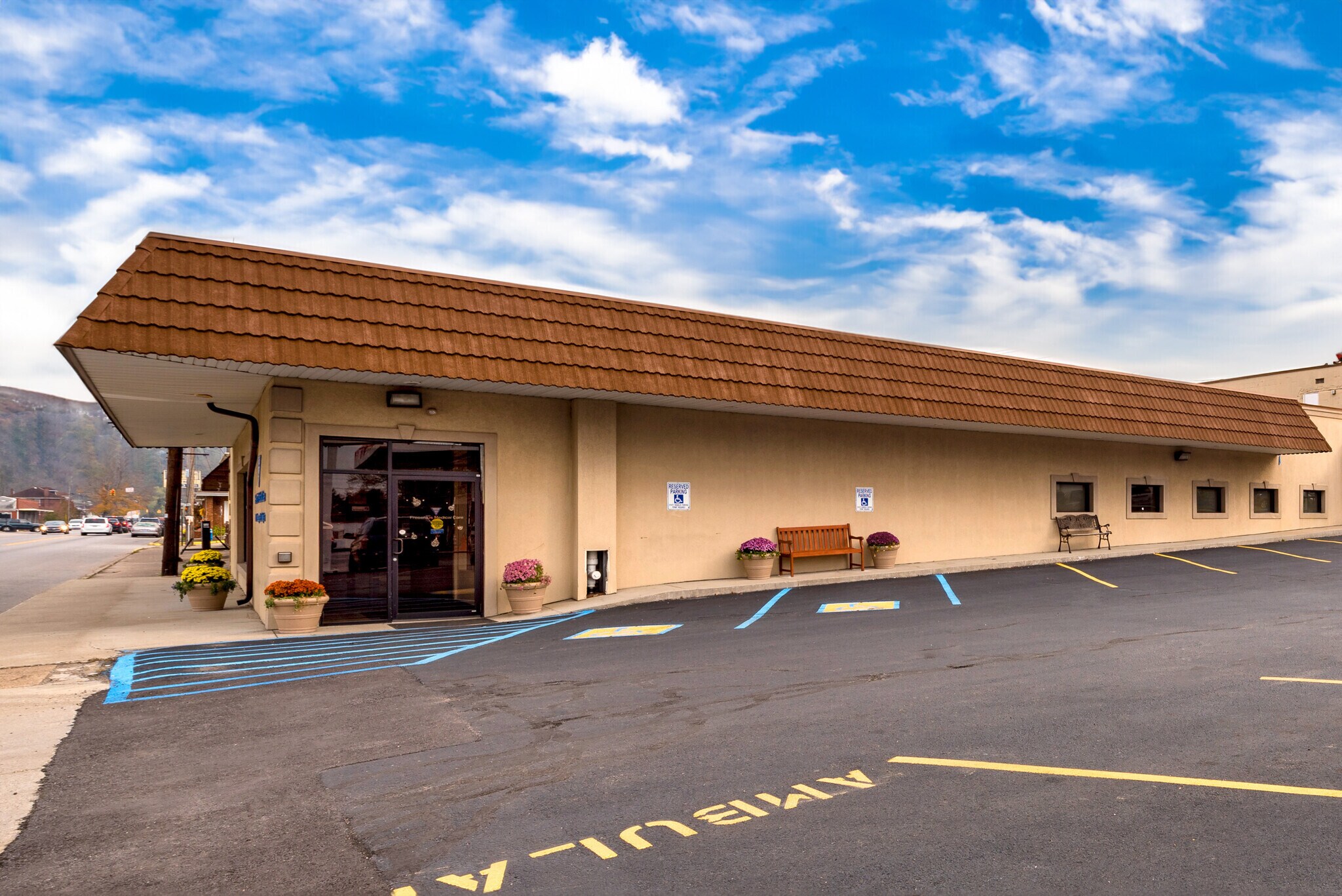 517 3rd Ave, Chesapeake, OH à vendre Photo du bâtiment- Image 1 de 10