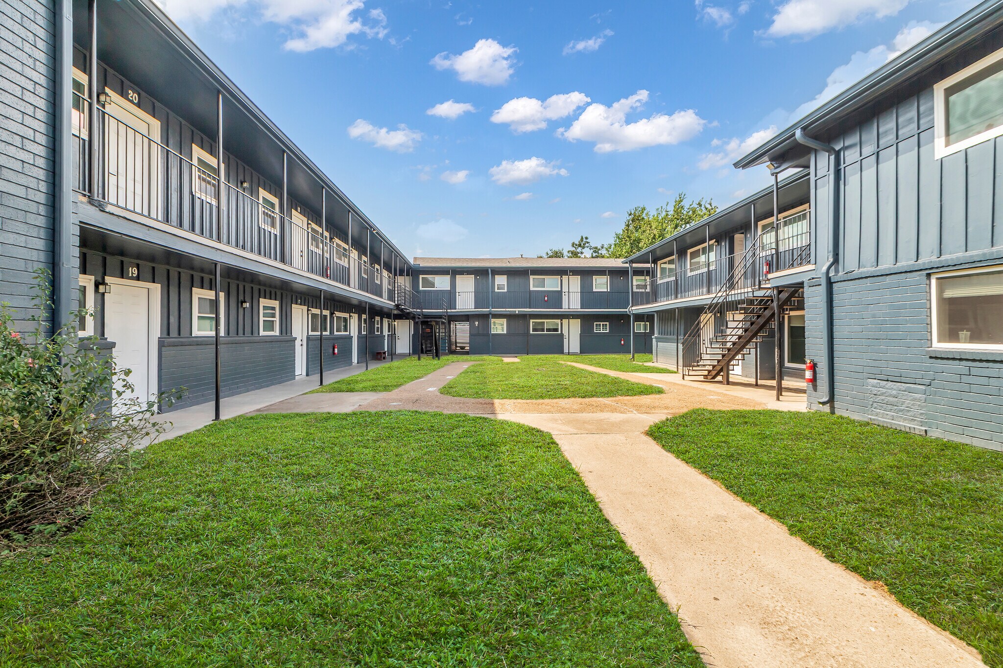 4706 Yellowstone Blvd, Houston, TX à vendre Photo principale- Image 1 de 26