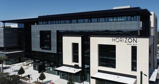 Plus de détails pour 400 West Bay Dr, Largo, FL - Commerce de détail à louer