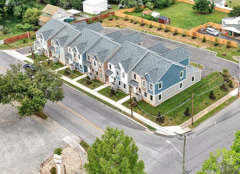 130-140 W Calhoun St, Salem, VA à vendre - Photo principale - Image 1 de 48