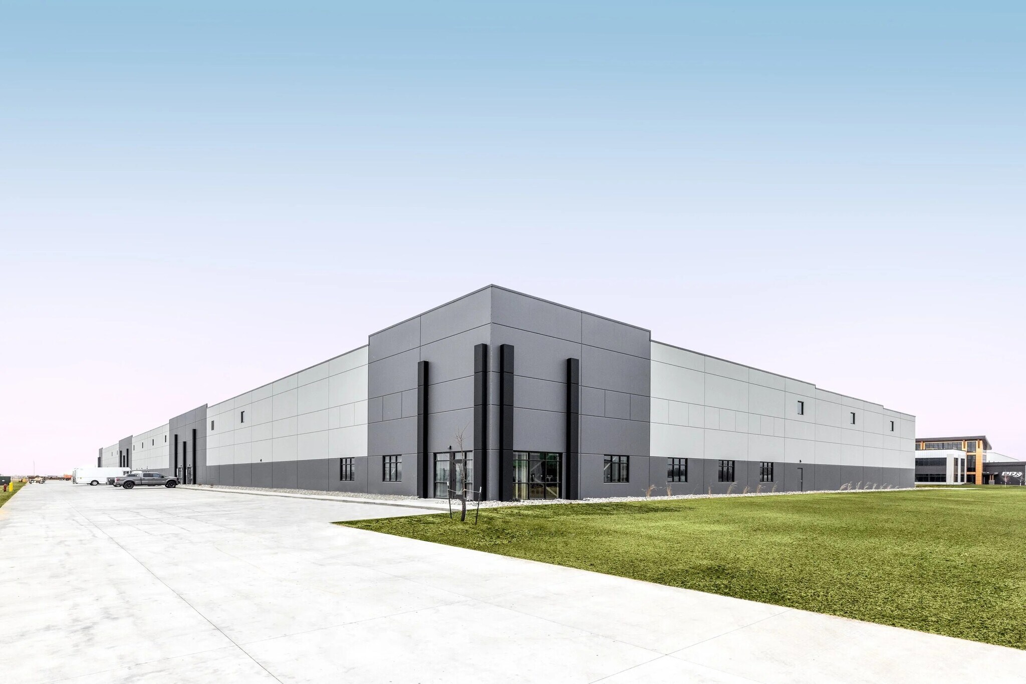 2466 42nd St N, Fargo, ND à louer Photo principale- Image 1 de 12