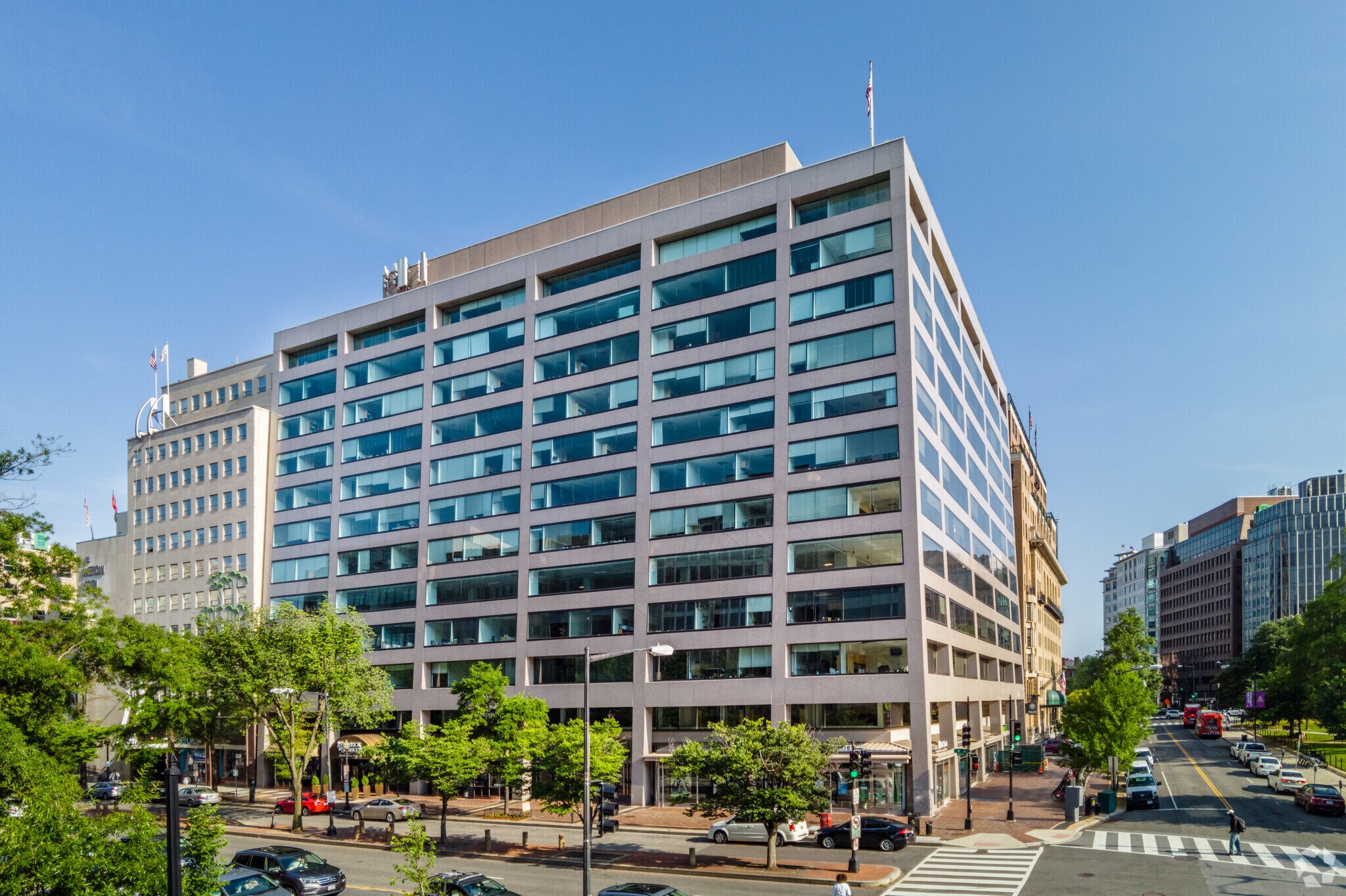 1666 K St NW, Washington, DC à louer Photo du bâtiment- Image 1 de 10