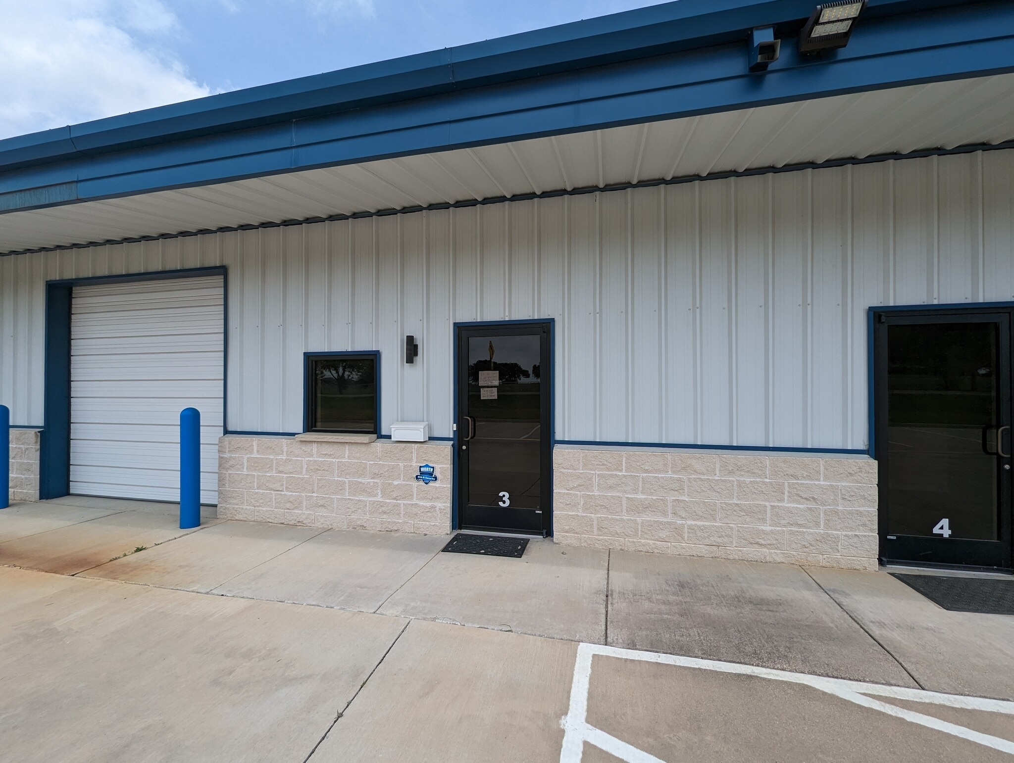 6744 N FM 157, Venus, TX for lease Interior Photo- Image 1 of 19