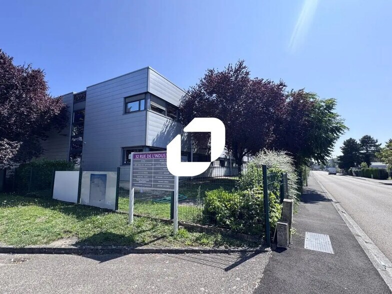 32 Rue De L'Industrie, Illkirch-Graffenstaden for lease - Building Photo - Image 1 of 26