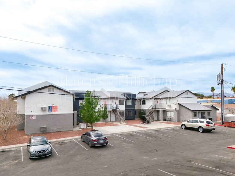 1701 N Rancho Dr, Las Vegas, NV à vendre - Photo du bâtiment - Image 2 de 13