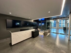 1115 Howell Mill Rd NW, Atlanta, GA for lease Interior Photo- Image 2 of 11