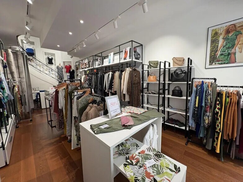 Commerce de détail dans Reims à louer - Photo intérieure - Image 2 de 5