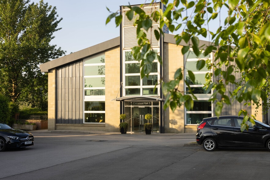 Selby Rd, Leeds for lease - Building Photo - Image 1 of 13