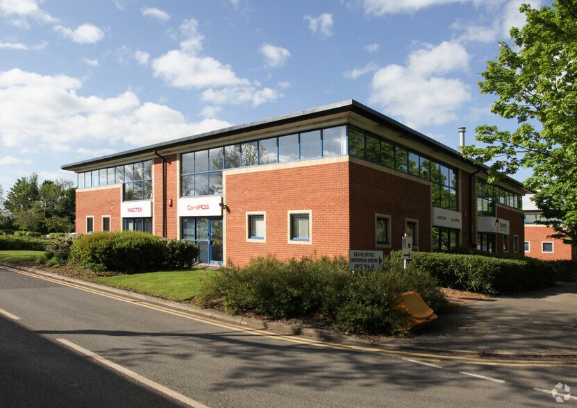 Majors Rd, Swindon à louer - Photo du bâtiment - Image 3 de 4