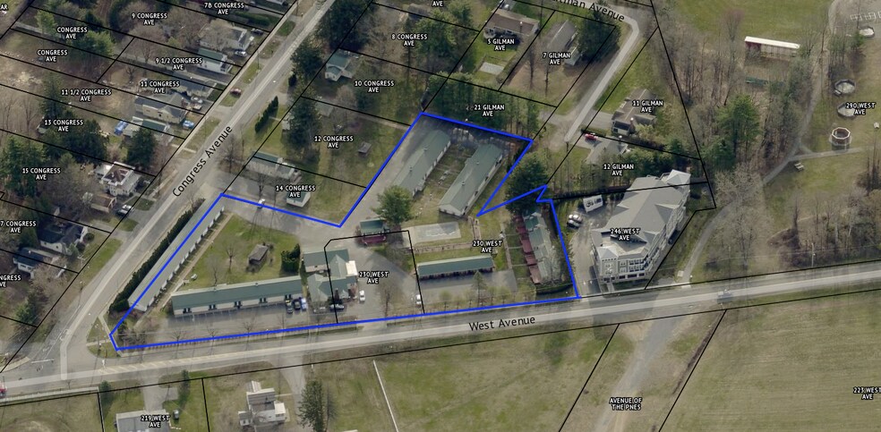 230 West Ave, Saratoga Springs, NY à vendre - Aérien - Image 2 de 15