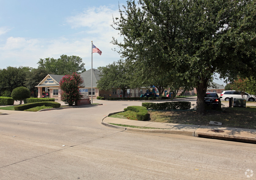 3709 Ohio Dr, Plano, TX for lease - Building Photo - Image 3 of 3