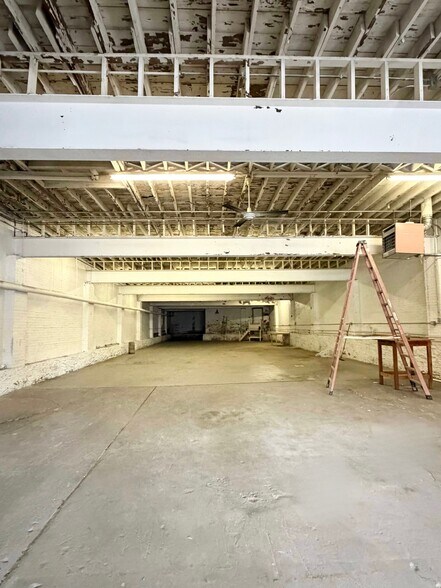 150 Rose St, Lexington, KY à louer - Photo du bâtiment - Image 3 de 6