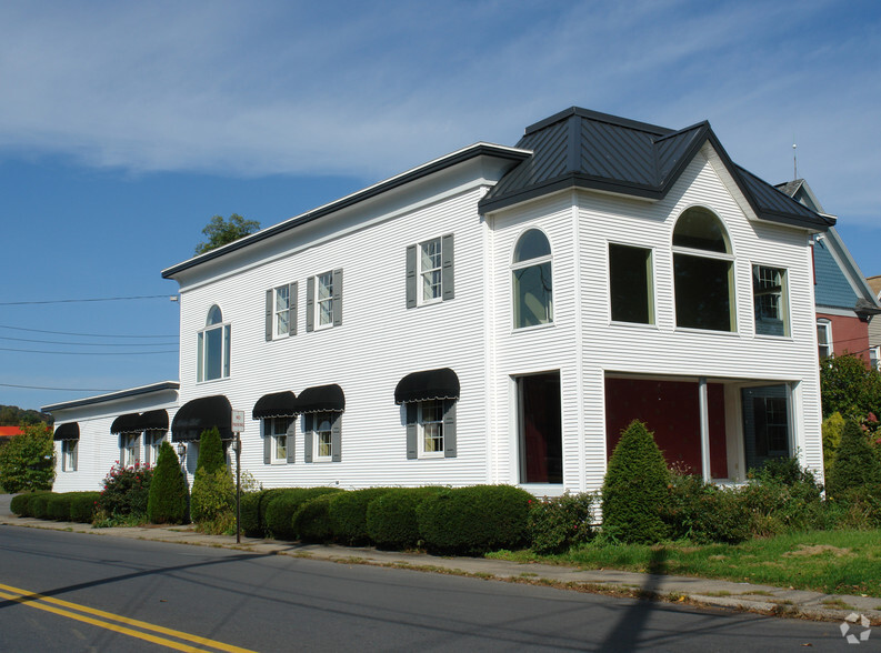 1301 E 3rd St, Williamsport, PA à louer - Photo du bâtiment - Image 1 de 2