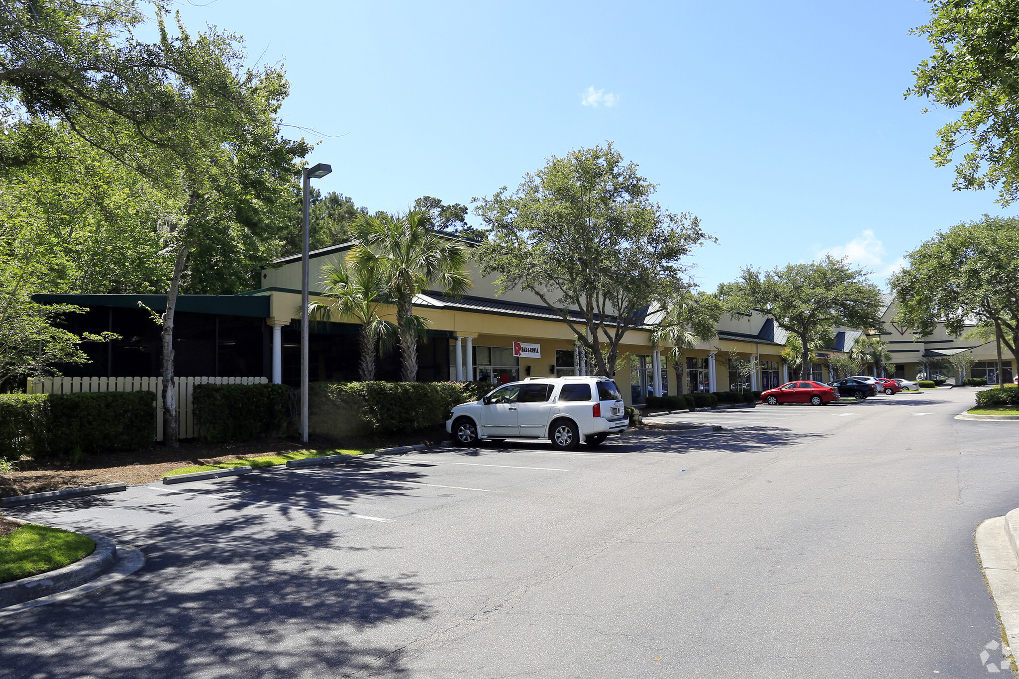 70 Pennington Dr, Bluffton, SC for lease Building Photo- Image 1 of 9