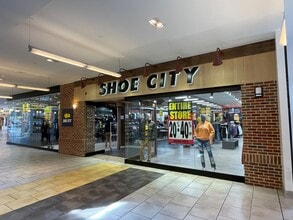 2301-2401 Liberty Heights Ave, Baltimore, MD for lease Interior Photo- Image 1 of 5