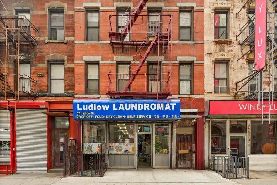 67 Ludlow St, New York, NY à vendre - Photo du bâtiment - Image 2 de 7