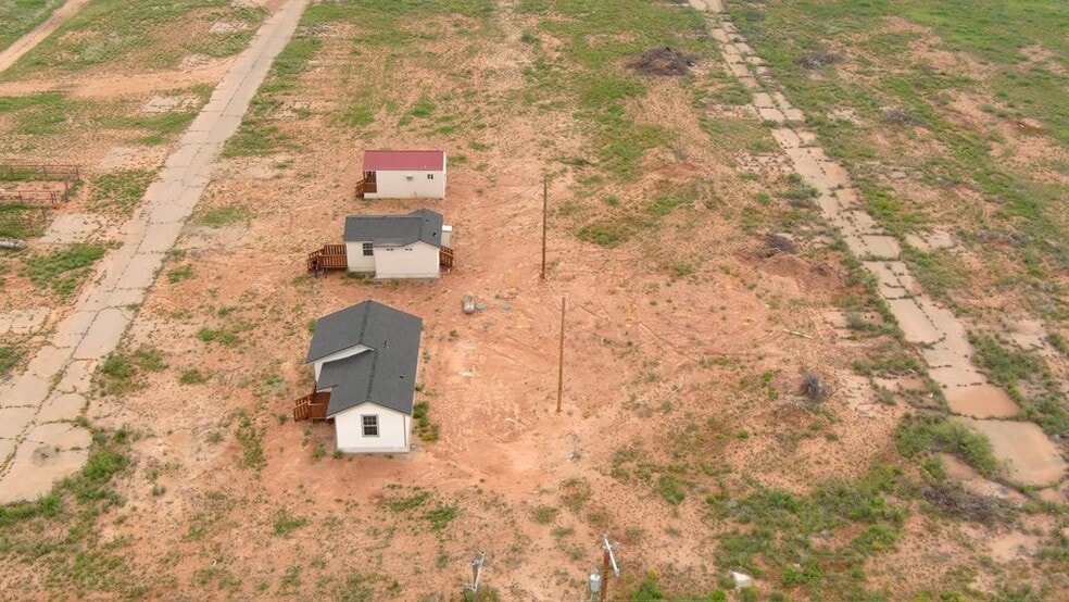 2701 County 135 Rd, Midland, TX for lease - Building Photo - Image 3 of 20