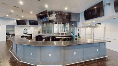 4204-4210 82nd St, Lubbock, TX for lease Interior Photo- Image 2 of 8