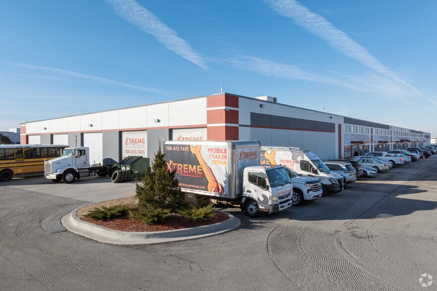 21701 Central Ave, Matteson, IL for lease - Primary Photo - Image 1 of 7