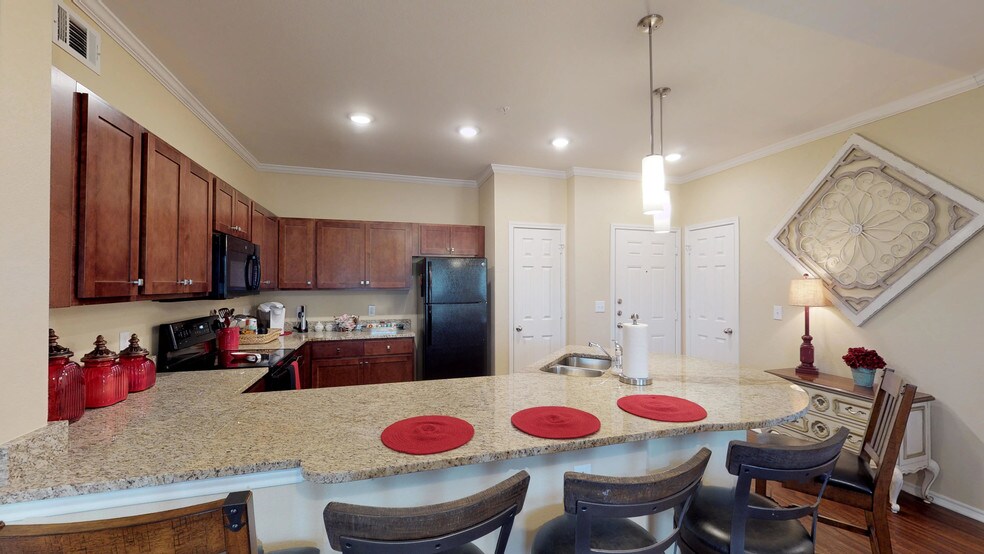 1951 Old FM 306, New Braunfels, TX à vendre - Numérisation 3D de Matterport - Image 3 de 14