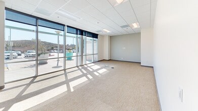 10920 Via Frontera, San Diego, CA for lease Interior Photo- Image 2 of 4