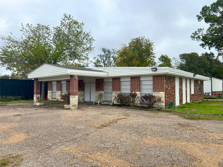 2430 Campbell Rd, Houston, TX for lease - Building Photo - Image 1 of 16