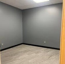 1159 E Michigan Ave, Ypsilanti, MI for lease Interior Photo- Image 1 of 4