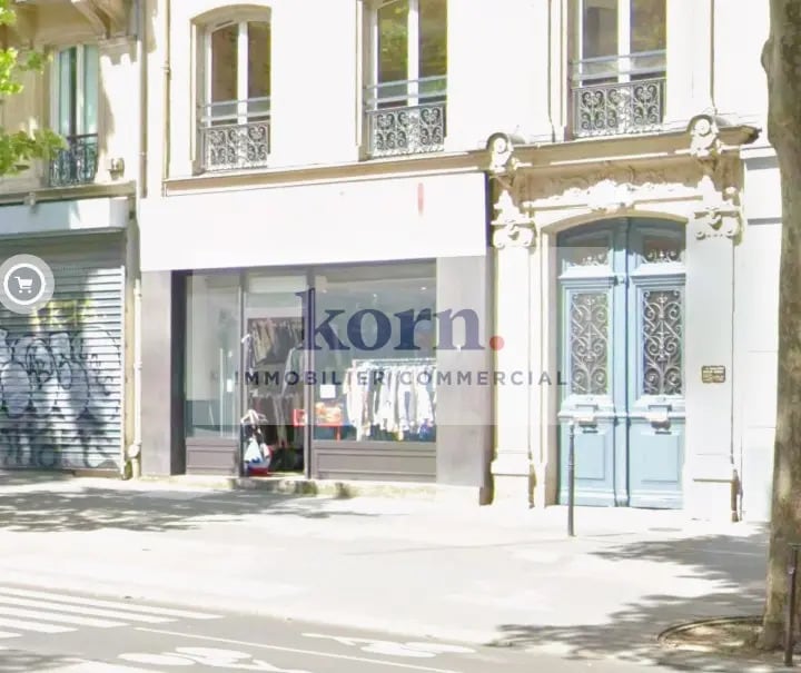 Retail in Paris for lease Building Photo- Image 1 of 2