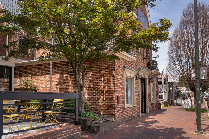 3427-3429 W Cary St, Richmond, VA for sale - Building Photo - Image 2 of 11