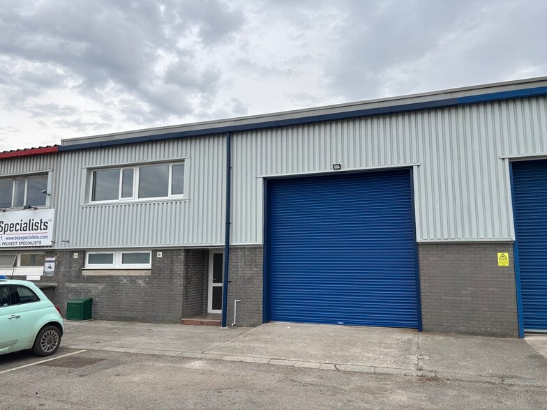 Kestrel Clos, Bridgend for lease - Building Photo - Image 1 of 5