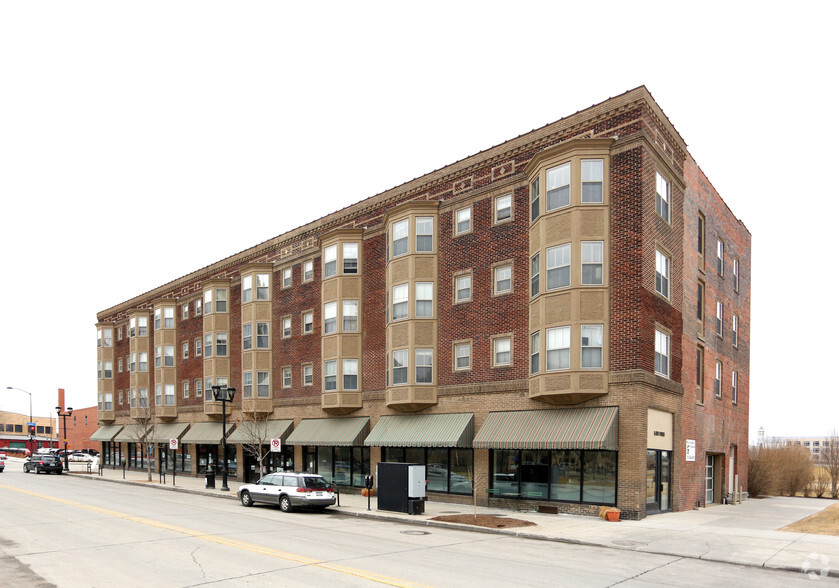 1305 Locust St, Des Moines, IA for lease - Building Photo - Image 2 of 5
