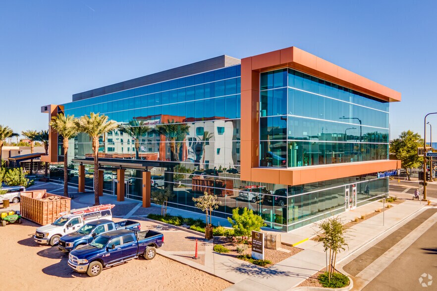 180 S Arizona Ave, Chandler, AZ for lease - Building Photo - Image 2 of 7
